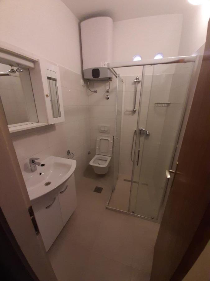 Apartments Ivan Perkov Tomas Bilo Primošten Dış mekan fotoğraf