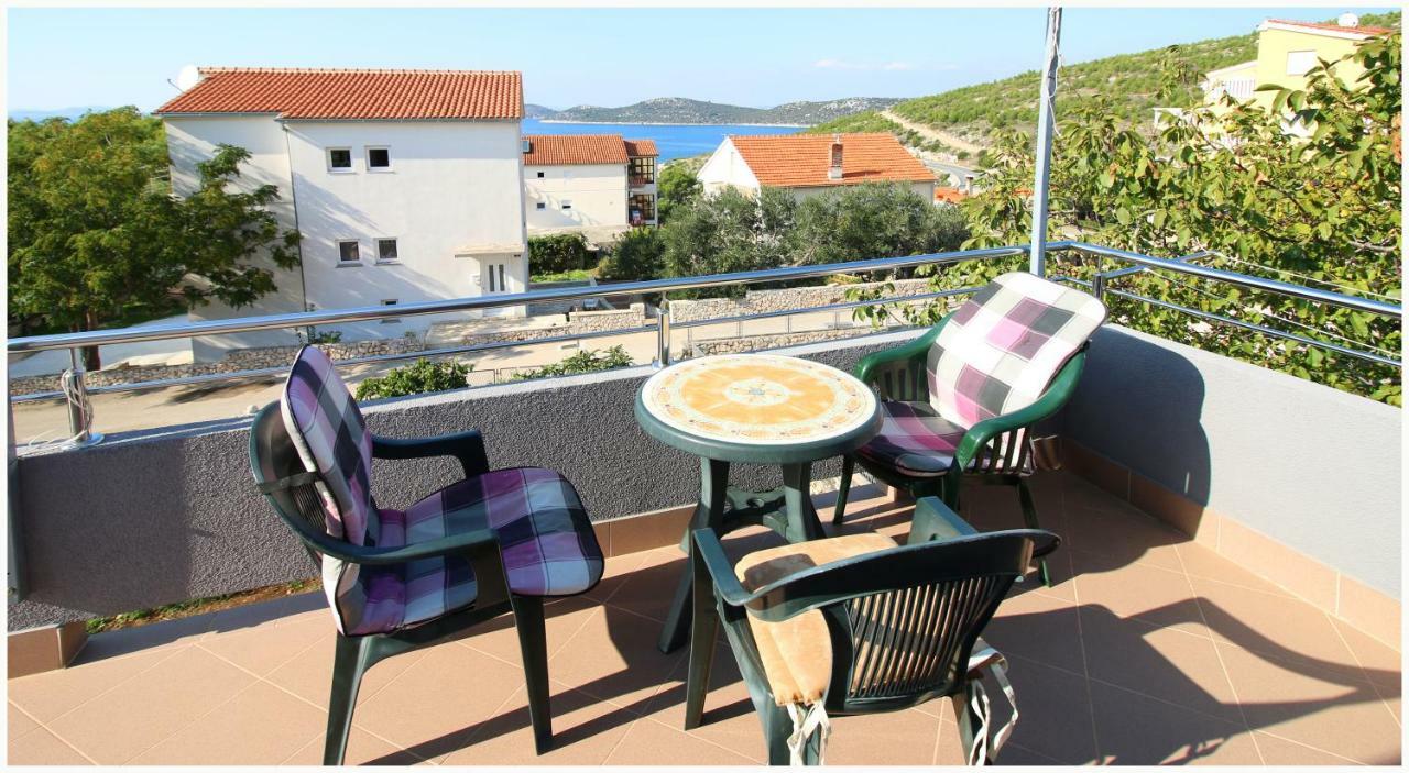 Apartments Ivan Perkov Tomas Bilo Primošten Dış mekan fotoğraf