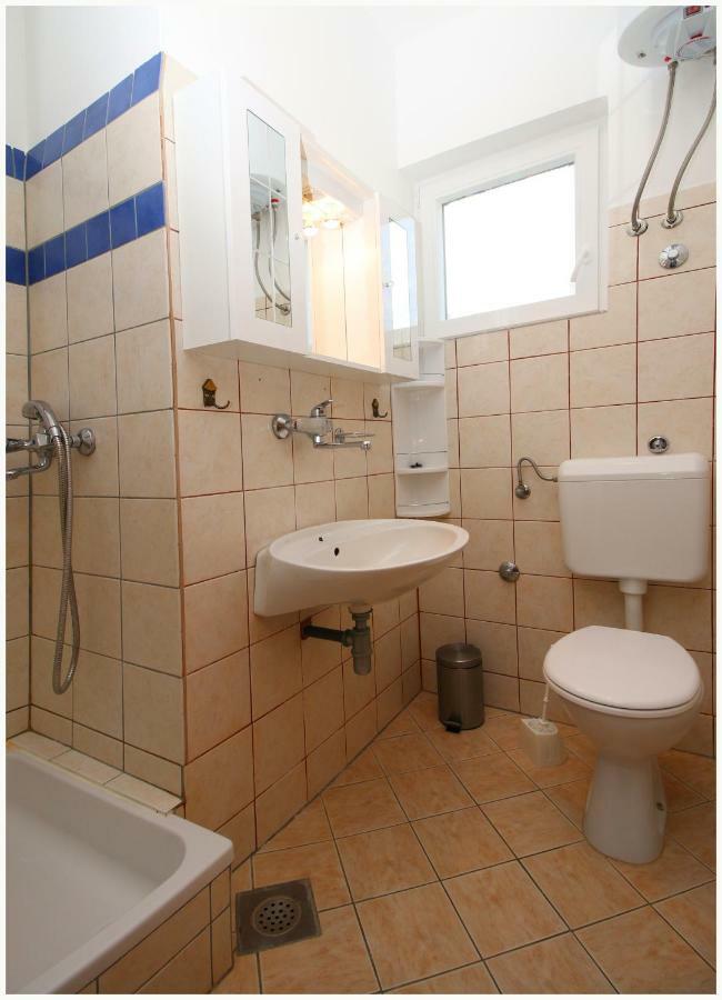 Apartments Ivan Perkov Tomas Bilo Primošten Dış mekan fotoğraf
